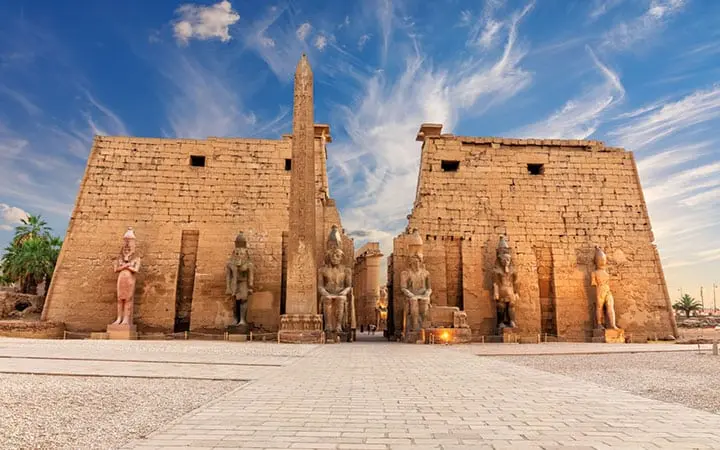 Luxor1a