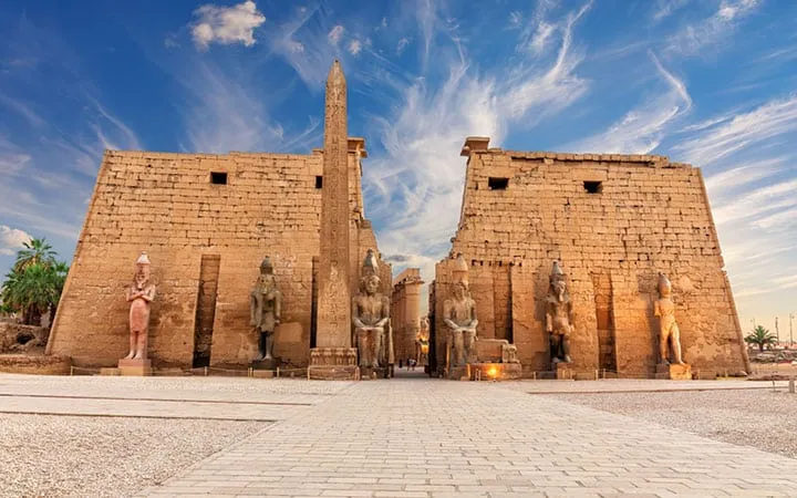 Luxor1a